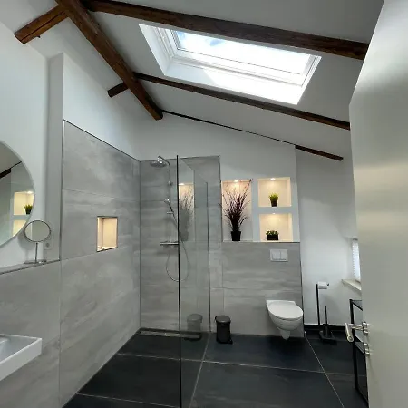 Gleis 13 - The Loft Im Ehemaligen Lokschuppen 公寓 *