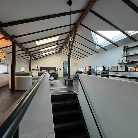 Gleis 13 - The Loft Im Ehemaligen Lokschuppen * Bückeburg