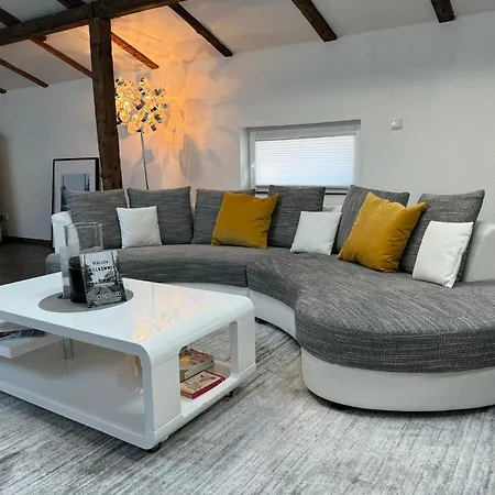 Apartamento Gleis 13 - The Loft Im Ehemaligen Lokschuppen *
