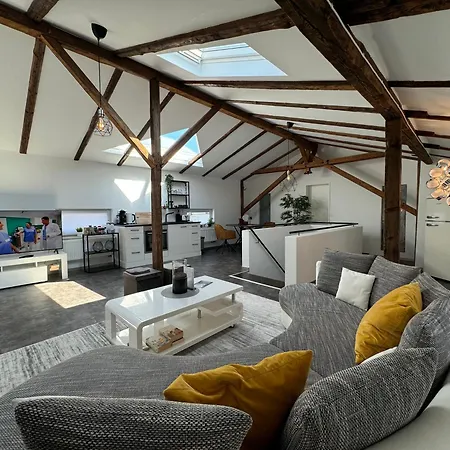 Apartamento Gleis 13 - The Loft Im Ehemaligen Lokschuppen