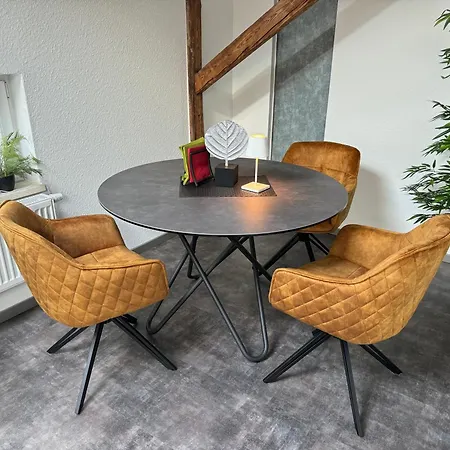 Apartamento Gleis 13 - The Loft Im Ehemaligen Lokschuppen Bückeburg