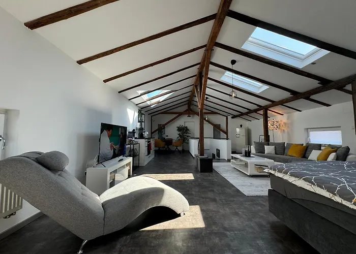 Gleis 13 - The Loft Im Ehemaligen Lokschuppen * Bückeburg